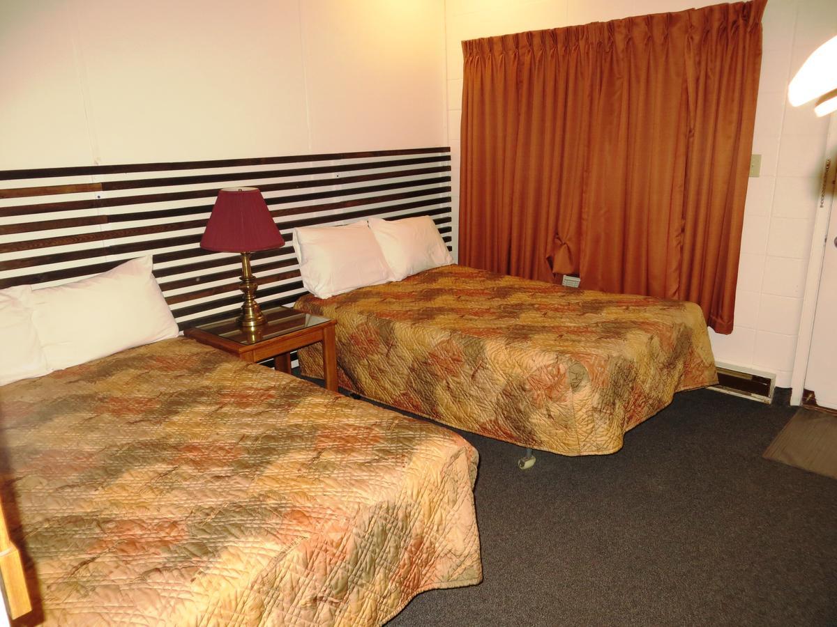 Macklin Motor Inn Exteriör bild