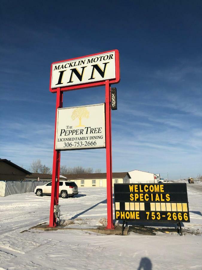 Macklin Motor Inn Exteriör bild